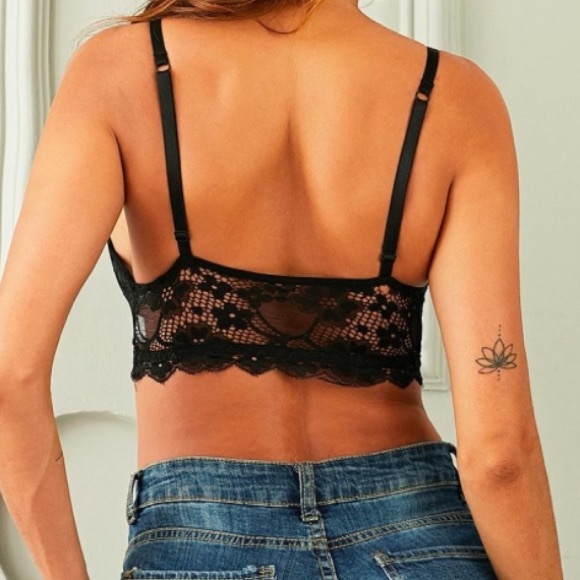 🔥SO SEXXY🔥Strappy Lace Padded Bralette Bra Top Black Small NWT - Picture 2 of 7